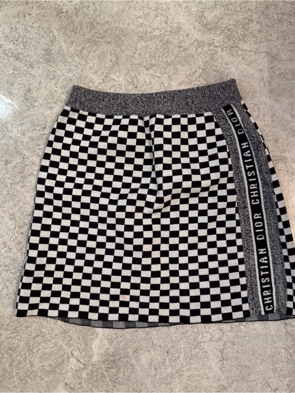 Stylish Monochrome Checkered Mini Skirt